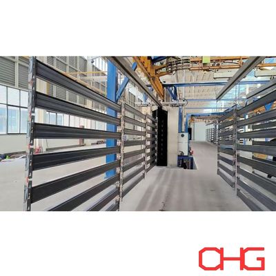 อุปกรณ์ฉีดอุปกรณ์โลหะและห้องฉีด PP สําหรับสายการผลิตผิวเคลือบขี้ผงมืออาชีพบนชั้นวางโลหะ